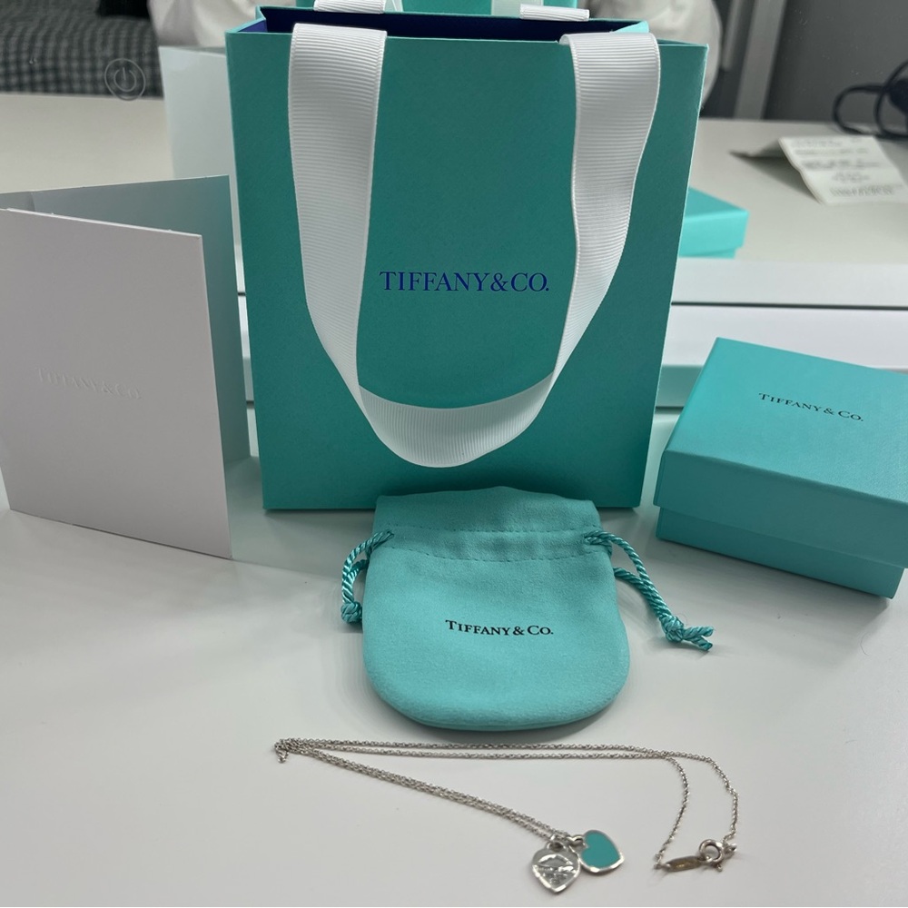 Tiffany & Co. Return to Tiffany mini double heart tag pendant necklace 18”